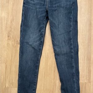 American eagle blue skinny jeans size 2
